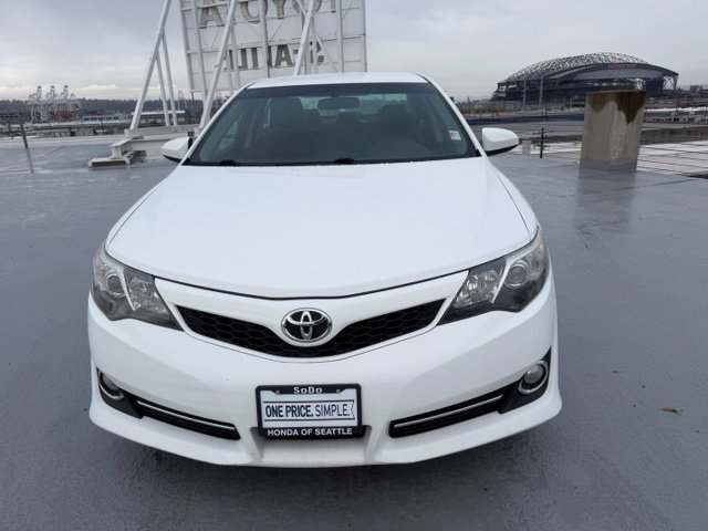 Used 2014 Toyota Camry SE FWD image 8