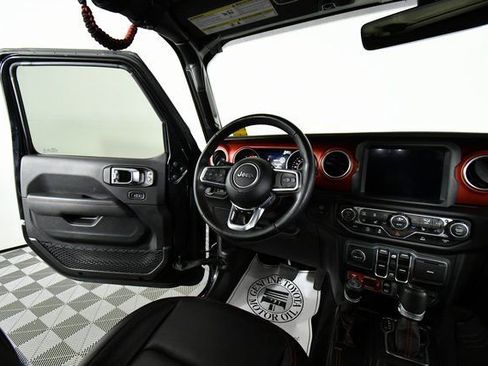 Used 2021 Jeep Wrangler Unlimited Rubicon image 19