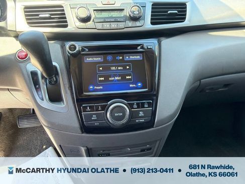 Used 2017 Honda Odyssey EX-L image 11