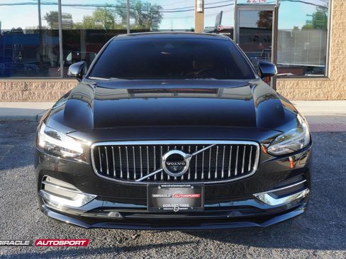 Used 2017 Volvo S90 T6 Inscription w/ Vision Package image 2