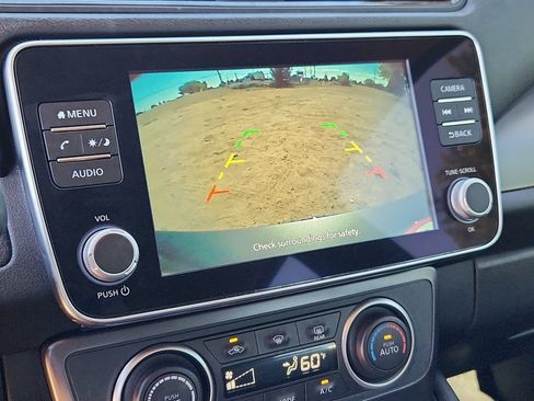Used 2025 Nissan Leaf S FWD image 21