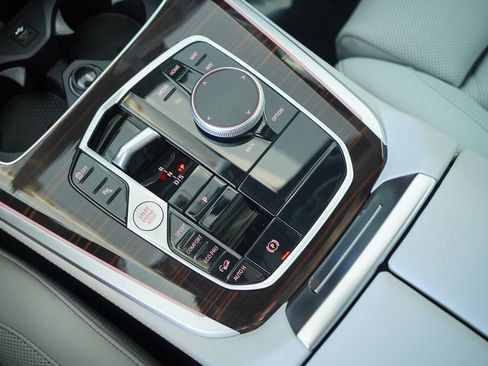 New 2026 BMW X5 xDrive40i w/ M Sport Package image 19