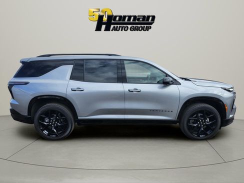 Used 2025 Chevrolet Traverse RS AWD/4WD image 6