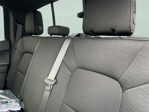 New 2026 GMC Canyon Elevation w/ Convenience Package image 30