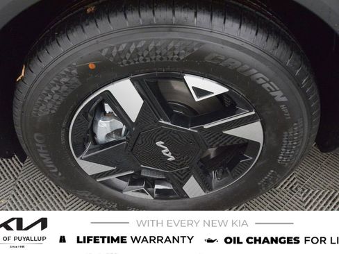 New 2026 Kia Sportage LX image 21