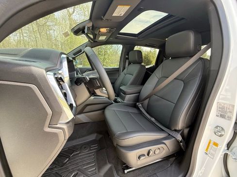 New 2026 GMC Canyon Elevation w/ Convenience Package image 5