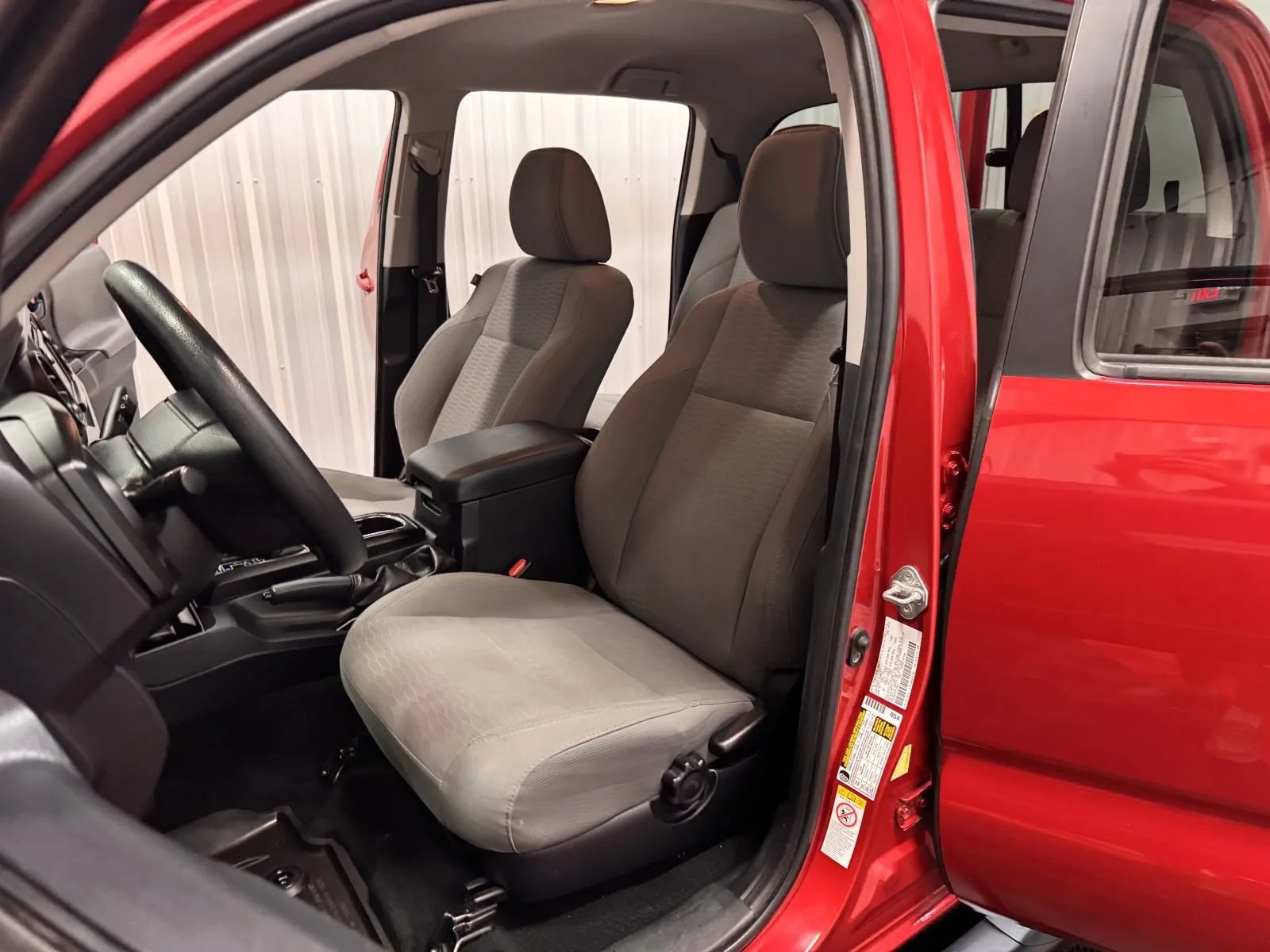 Used 2019 Toyota Tacoma SR w/ SR Convenience Package AWD/4WD image 34