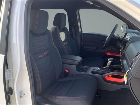 New 2026 Nissan Frontier PRO-4X w/ Pro-4x Convenience Package image 10