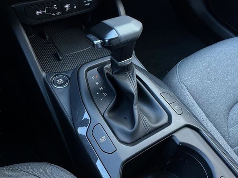Certified 2025 Kia K4 EX FWD image 24
