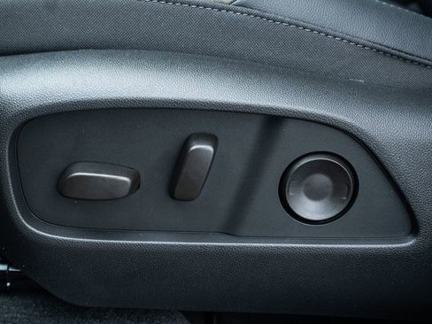 New 2026 Chevrolet Equinox LT w/ Convenience Package II image 21