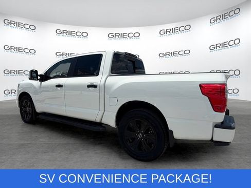 Used 2024 Nissan Titan SV w/ SV Convenience Package AWD/4WD image 5