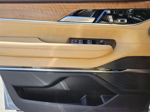 New 2024 Jeep Grand Wagoneer L Series III w/ Rear Seat Video Group 1 image 26