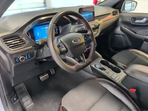 Certified 2023 Ford Escape ST-Line image 11