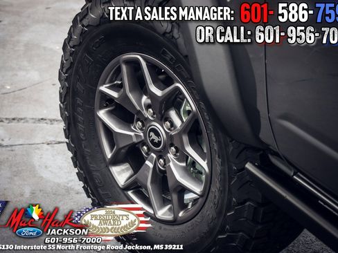 New 2025 Ford Bronco Badlands image 39