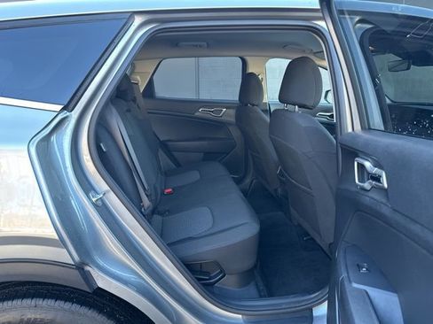 Used 2025 Kia Sportage LX image 15