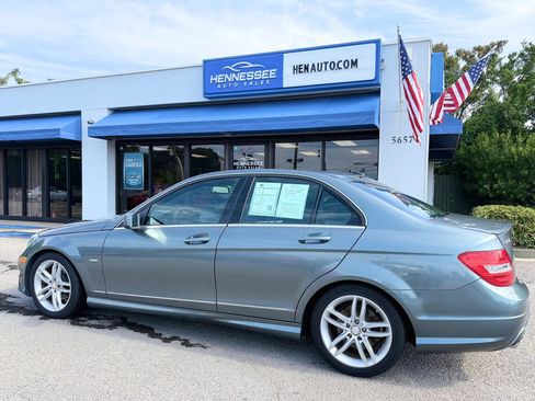 Used 2012 Mercedes-Benz C 250 Sedan image 24