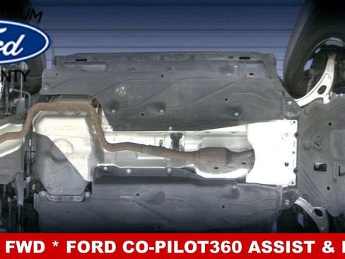 Used 2020 Ford Escape SEL image 17