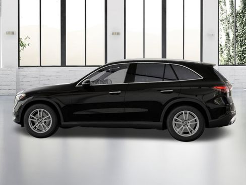 Certified 2025 Mercedes-Benz GLC 300 4MATIC image 33