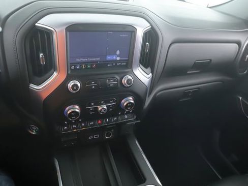 Used 2019 GMC Sierra 1500 SLT image 27