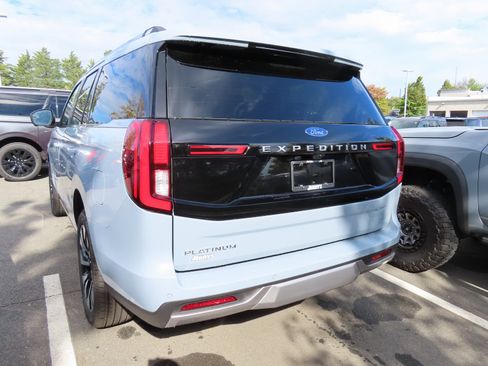 New 2025 Ford Expedition Platinum w/ Platinum Ultimate Package image 6