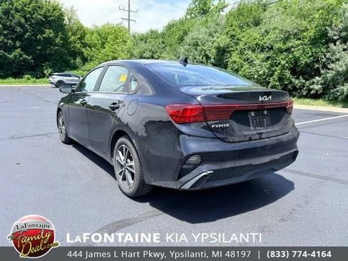 Used 2022 Kia Forte LXS FWD image 3