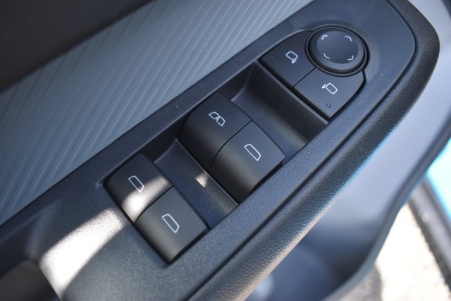 New 2027 Chevrolet Bolt LT w/ Comfort Package FWD image 20