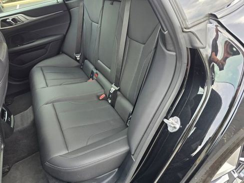 Used 2023 BMW i4 eDrive35 w/ Premium Package image 32