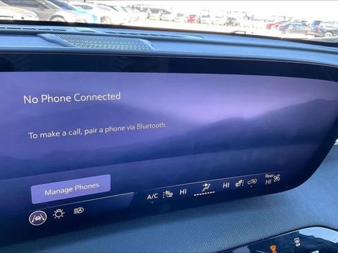 Certified 2025 Buick Enclave Preferred image 31