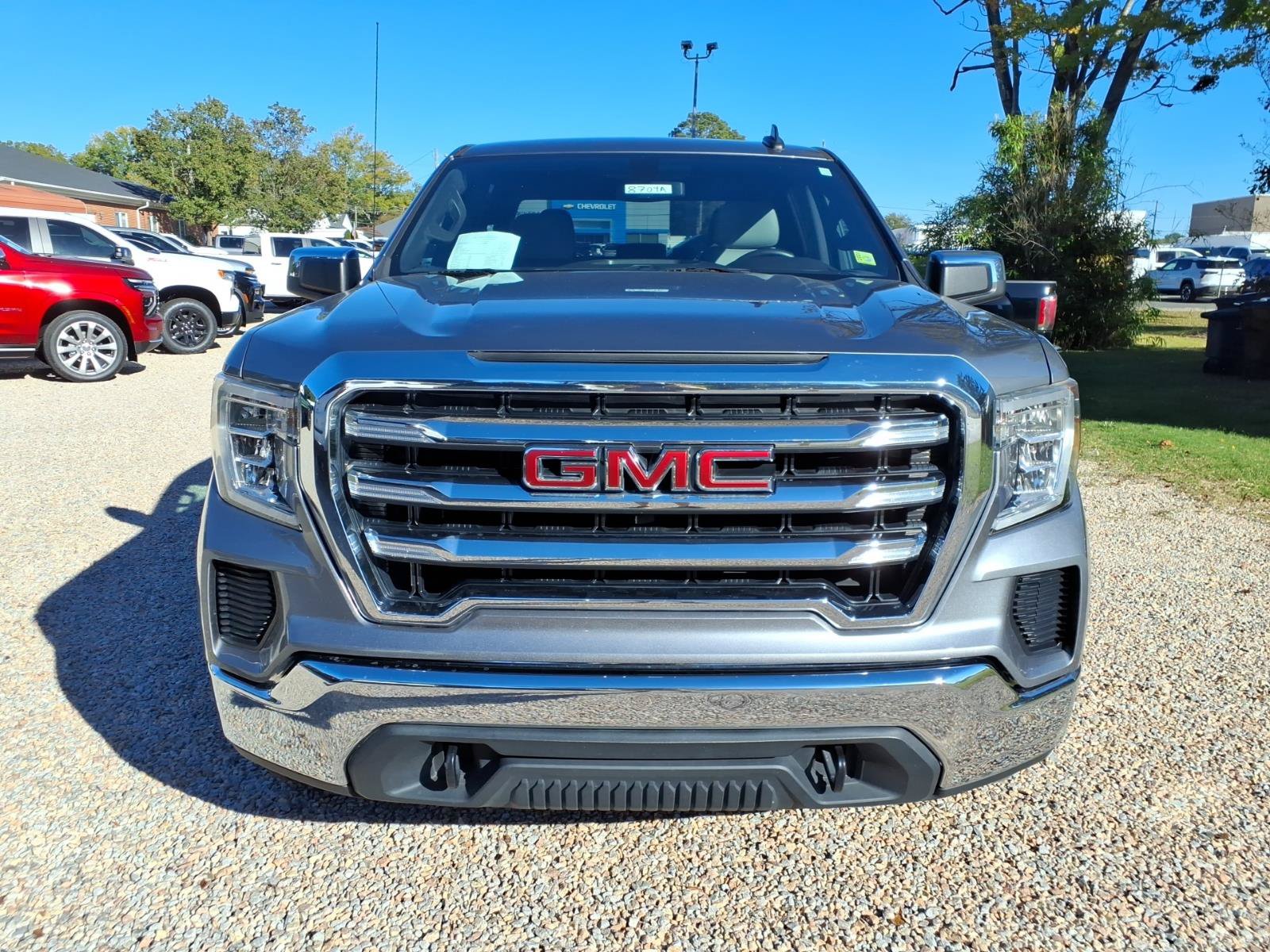 Used 2020 GMC Sierra 1500 SLE w/ SLE Value Package AWD/4WD image 2