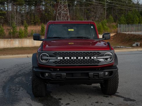 Used 2025 Ford Bronco Badlands w/ Sasquatch Package AWD/4WD image 7