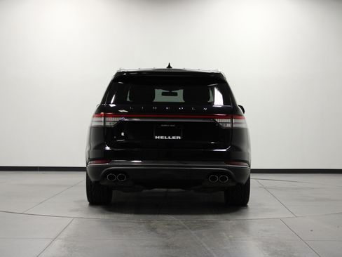 Used 2020 Lincoln Aviator Reserve w/ Equipment Group 202A image 5