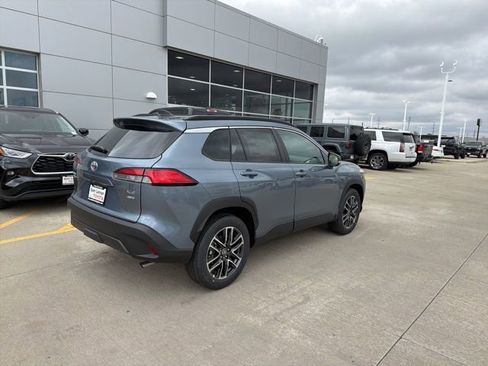 New 2026 Toyota Corolla Cross XLE image 7