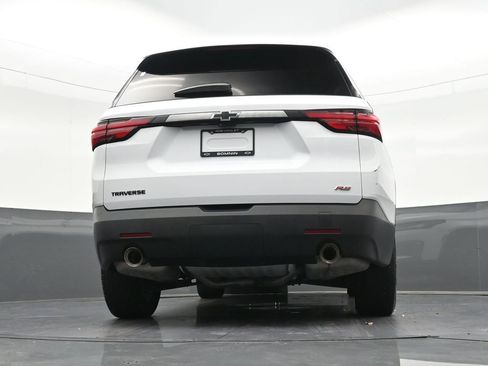 Used 2023 Chevrolet Traverse RS image 32