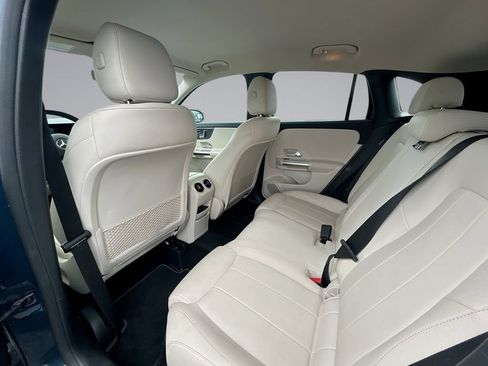 Used 2022 Mercedes-Benz GLA 250 image 9