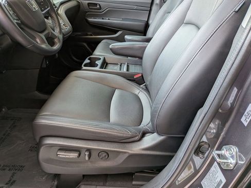 Used 2024 Honda Odyssey EX-L image 15