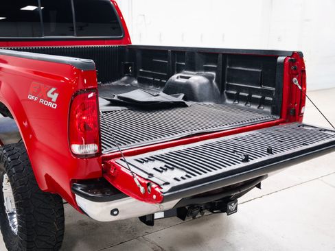 Used 2006 Ford F250 XL AWD/4WD image 8
