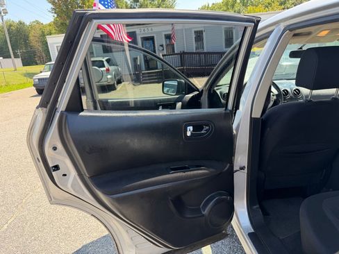 Used 2012 Nissan Rogue S w/ Special Edition Pkg FWD image 22