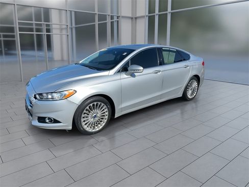 Used 2014 Ford Fusion Titanium image 5
