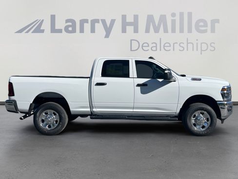 New 2026 RAM 2500 Tradesman AWD/4WD image 6