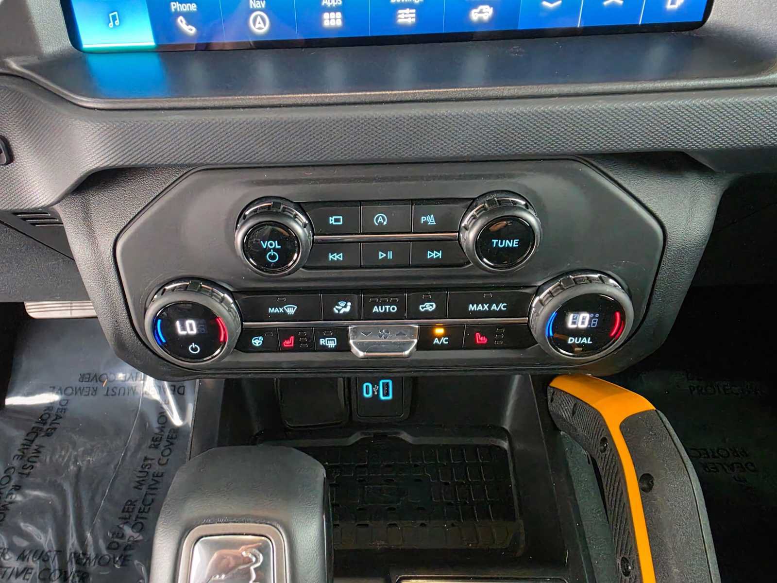 Used 2024 Ford Bronco Badlands AWD/4WD image 29