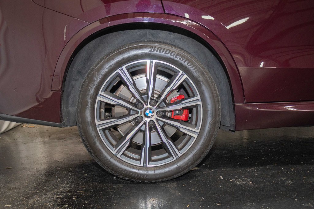 Used 2021 BMW X5 M50i w/ Executive Package AWD/4WD image 5