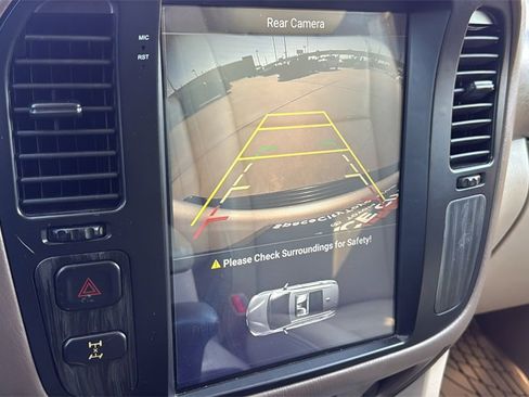 Used 1999 Toyota Land Cruiser image 23