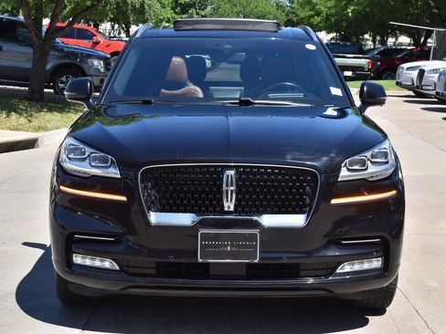 Used 2022 Lincoln Aviator Reserve w/ Equipment Group 201A AWD/4WD image 3