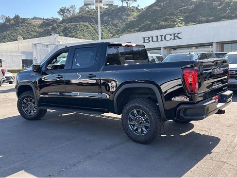 New 2026 GMC Sierra 1500 AT4X image 3