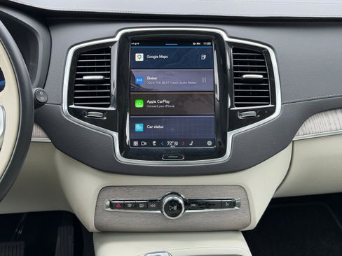 Certified 2024 Volvo XC90 T8 Ultimate w/ Lounge Package AWD/4WD image 17