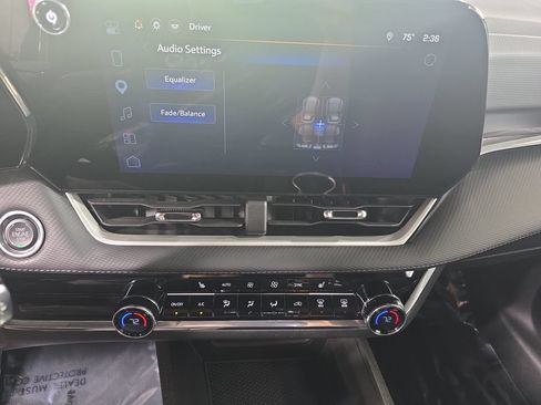 Used 2025 Chevrolet Equinox LT w/ Convenience Package II AWD/4WD image 20