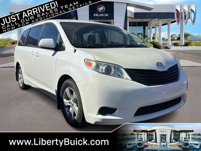 Used 2014 Toyota Sienna LE