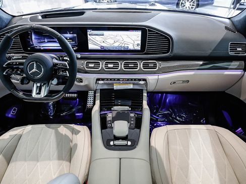New 2026 Mercedes-Benz GLS 63 AMG 4MATIC image 9