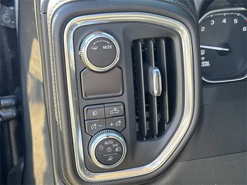 Used 2022 GMC Sierra 1500 SLT image 26