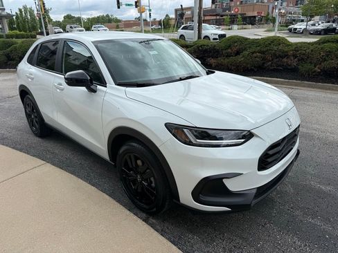 New 2026 Honda HR-V Sport image 4